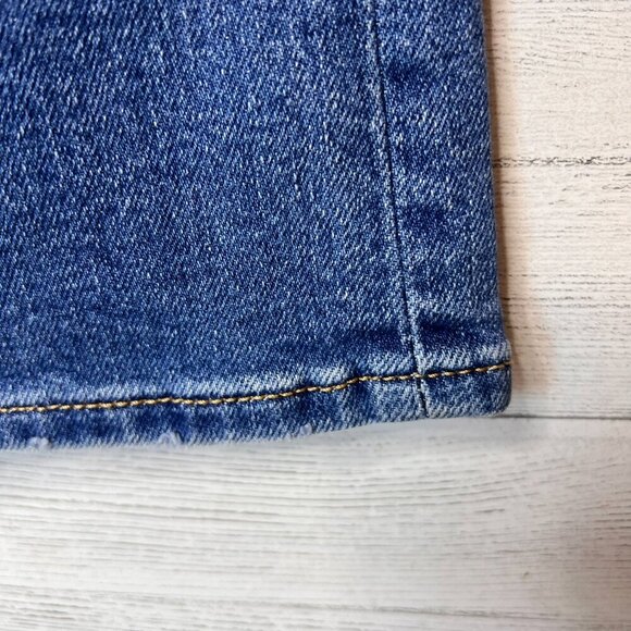 Levis Jeans Womens Size 28 Wedgie Straight Medium Wash Button Fly Stretch - Picture 6 of 16